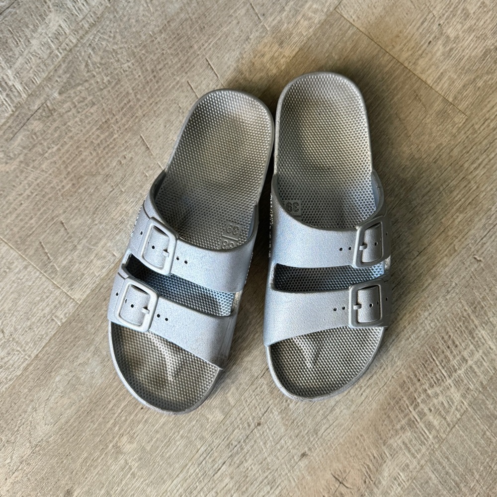 Freedom Moses Sandals in Silver